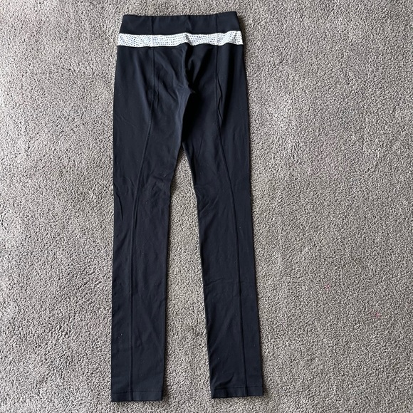 Lululemon skinny grooves - Picture 2 of 2